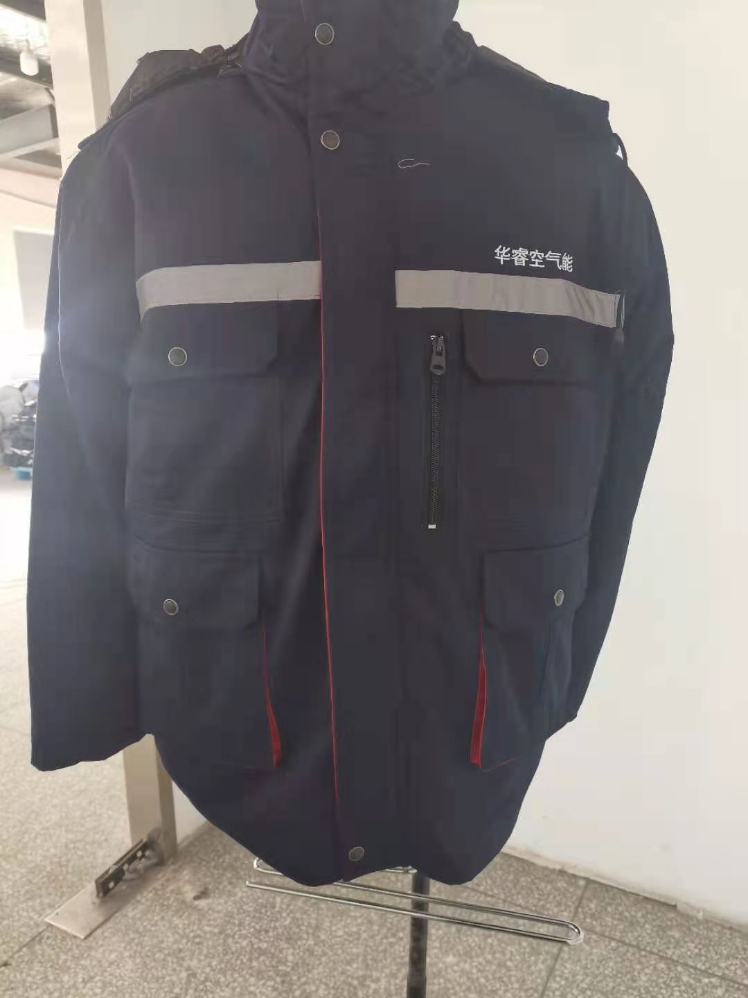 華睿空氣能工作服棉服定制交付圖片